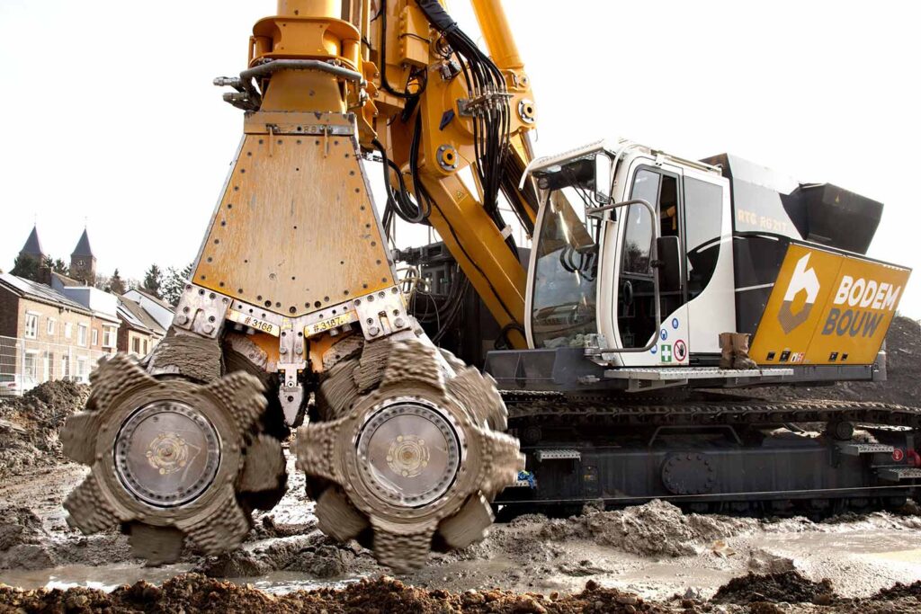 CSM-machine aan het werk CSM-machine aan het werk op een bouwplaats